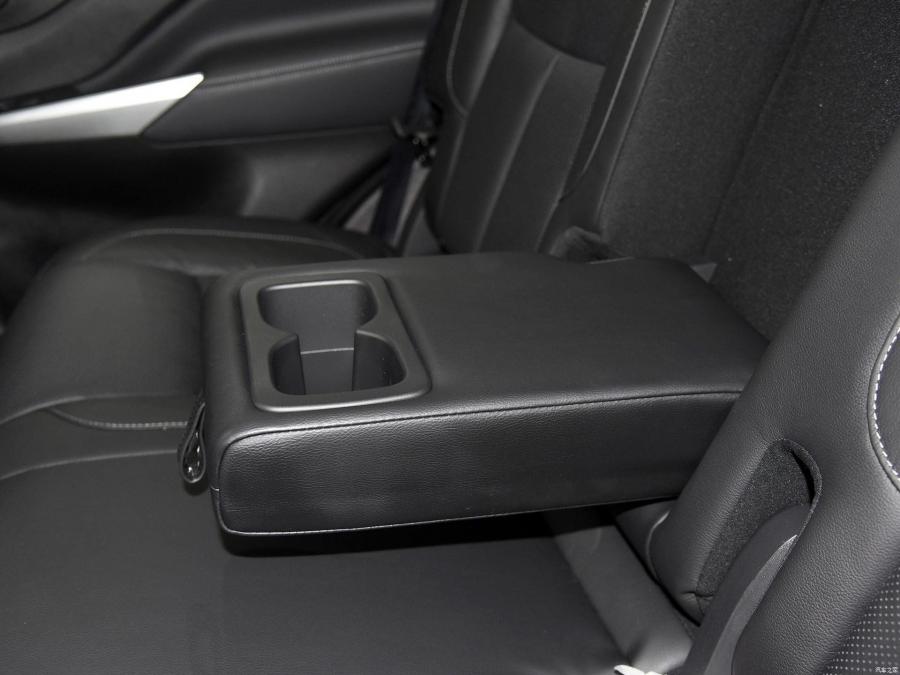 Детали интерьера Nissan Terra 2018 года  (CN) (фото 96 из 144)
